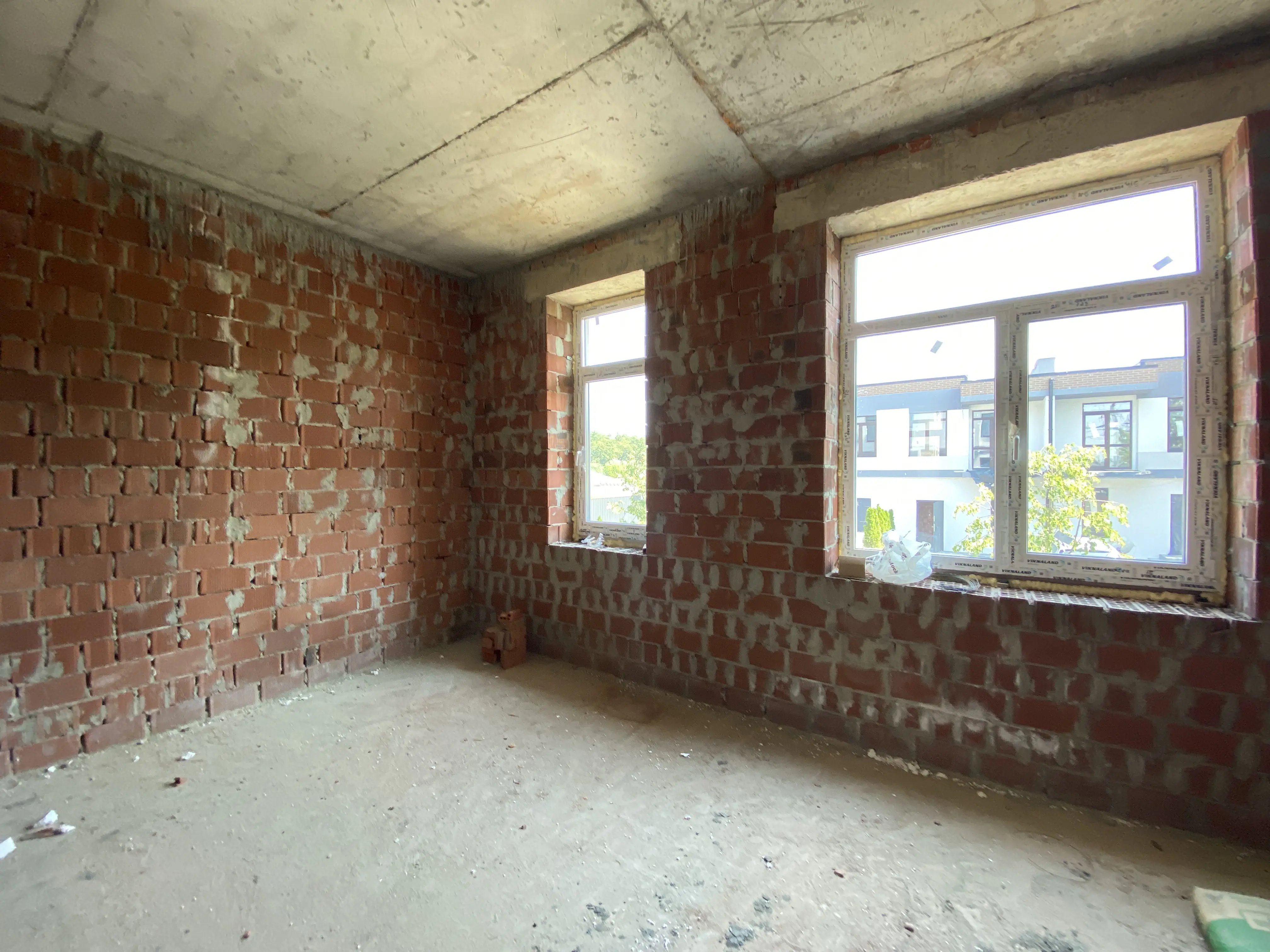 Фото Продаю 2 кімнатну квартиру, 77 кв. м, Миру вул.  Крюківщина, ціна: 66000 $, код 7409