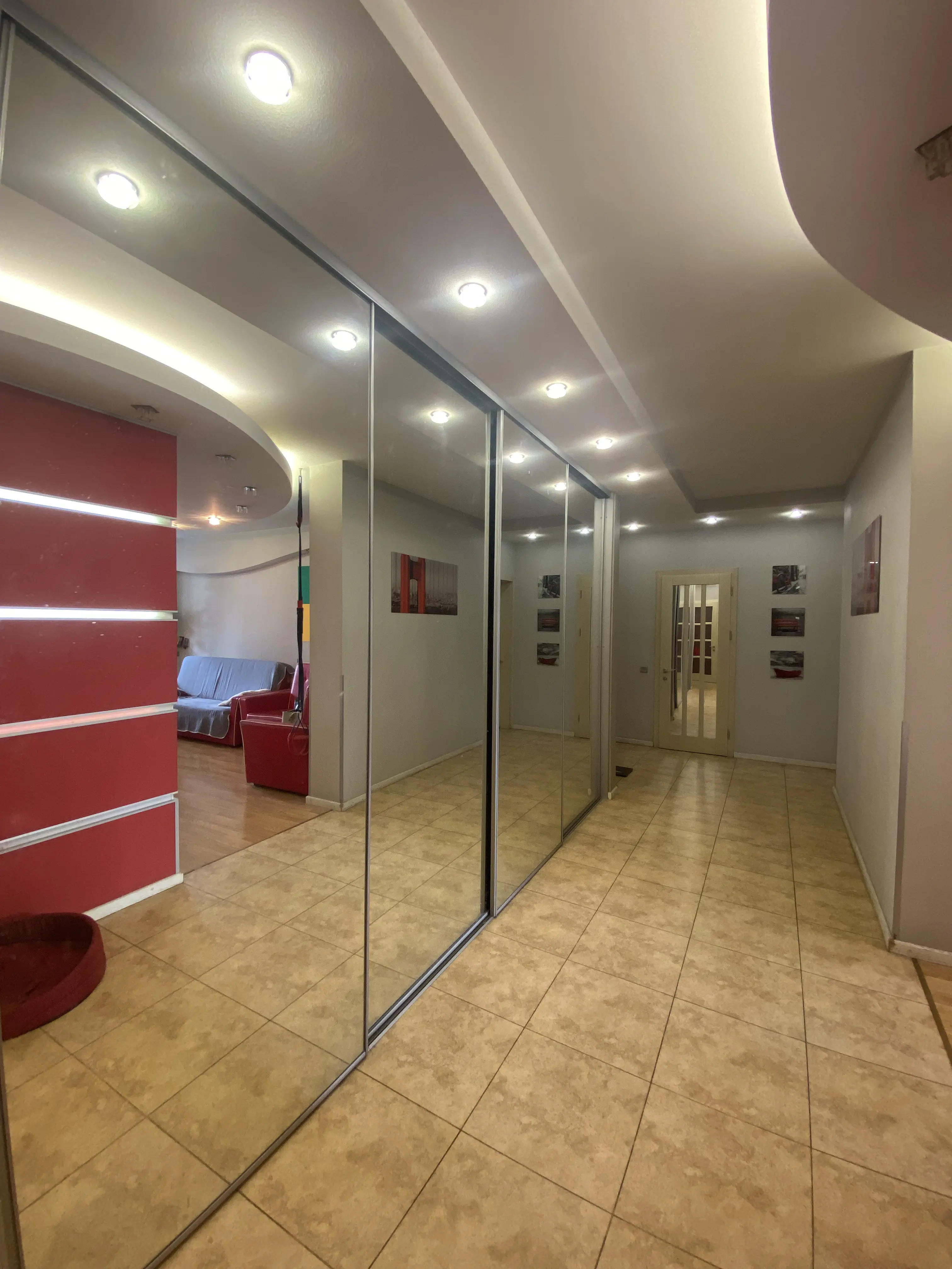 Фото Selling a 3-room apartment, 105 sq.m., Kniazhyi Zaton Street 2/30 Kyiv, price: 130000 $, code 7411