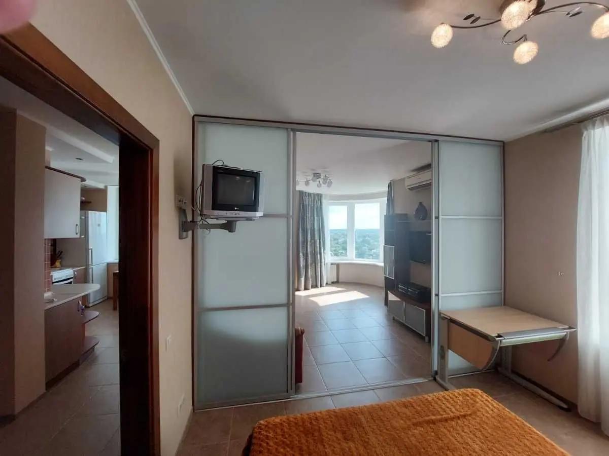 Фото Rent a 1-room apartment, Dniprovska Embarkment 26А Kyiv for long-term rent, price: 18500 UAH, code 7415