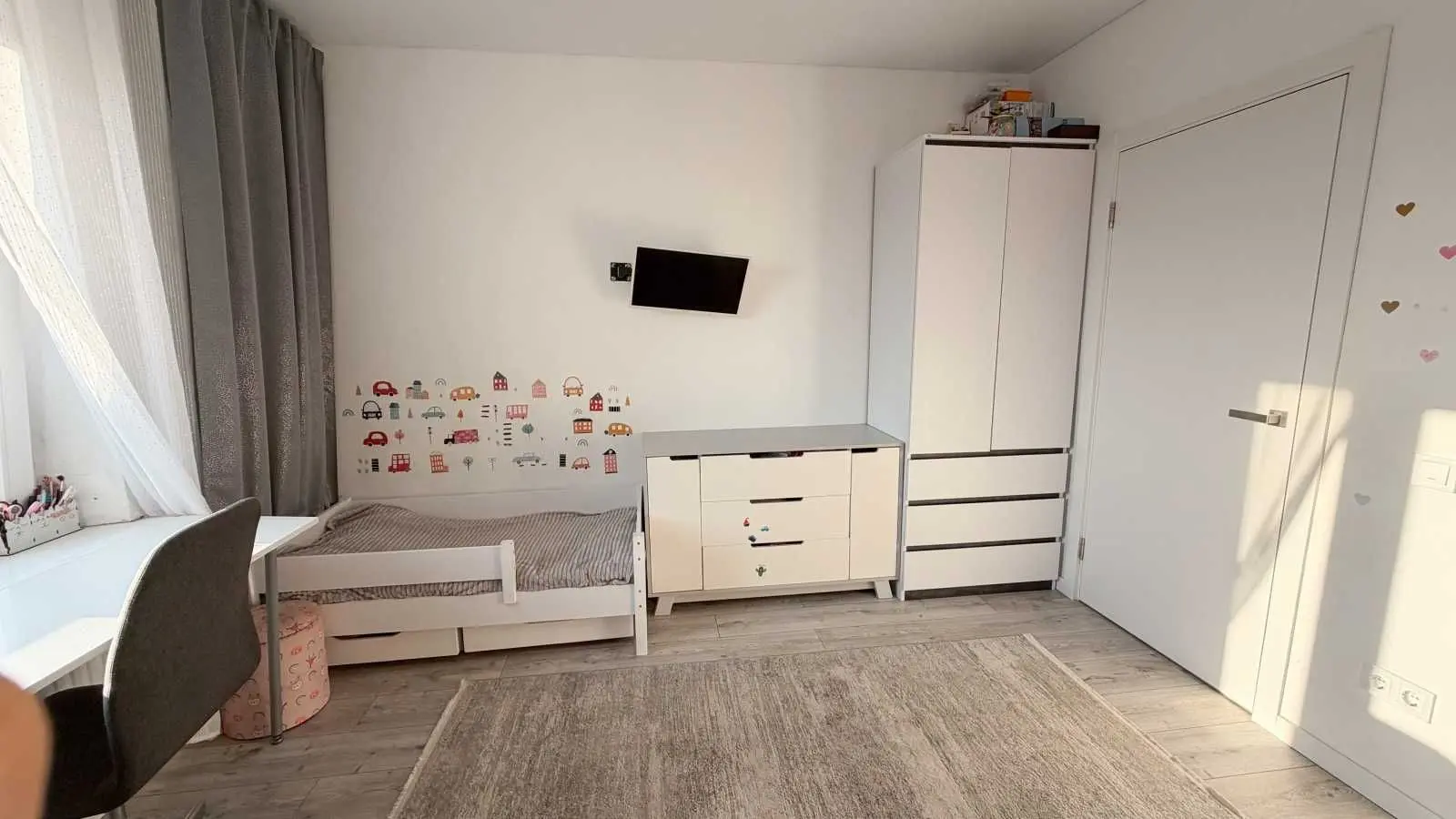 Фото Продаю 2 кімнатну квартиру, 53 кв. м, Володимира Дурдуківського вул. (Бонч-Бруєвича)  Київ, ціна: 74000 USD, код 7417