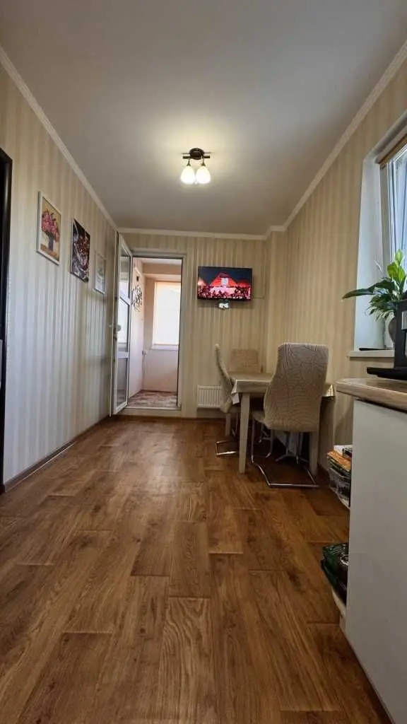 Фото Selling a 1-room apartment, 38 sq.m., Heroiv Dnipra Street 53 Cherkasy, price: 67500 USD, code 7419