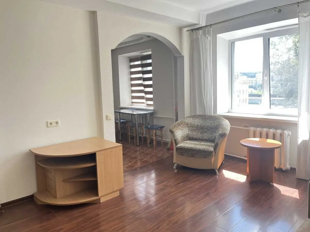 Фото Продаю 2 кімнатну квартиру, 45 кв. м, Жилянська вул. 45 Київ, ціна: 80000 USD, код 7425