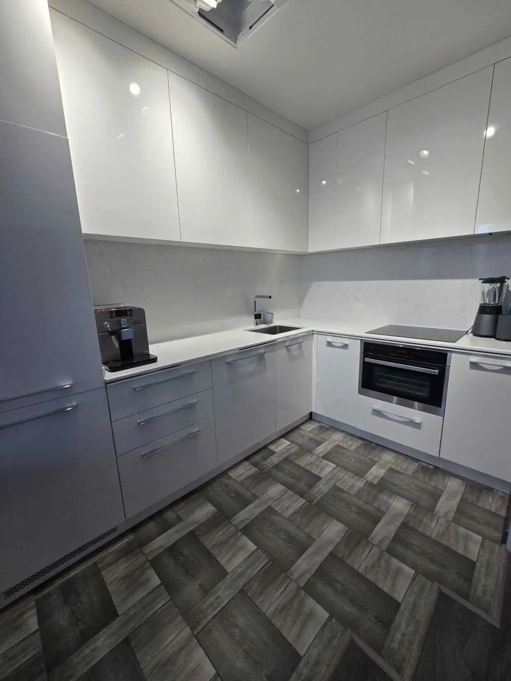 Фото Продаю 2 кімнатну квартиру, 73 кв. м, Лабораторний пров. 7 Київ, ціна: 255000 USD, код 7431