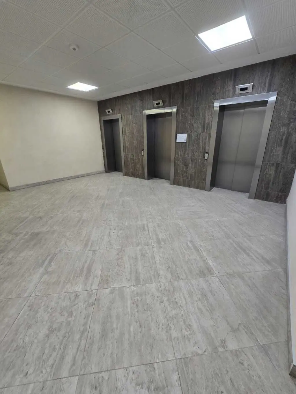Фото Продаю 2 кімнатну квартиру, 73 кв. м, Лабораторний пров. 7 Київ, ціна: 255000 USD, код 7431