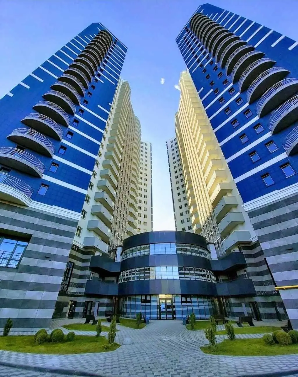 Фото Продаю 2 кімнатну квартиру, 73 кв. м, Лабораторний пров. 7 Київ, ціна: 255000 USD, код 7431