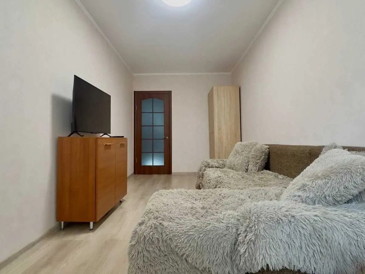 Фото Selling a 2-room apartment, 45.2 sq.m., Narbut Street  Cherkasy, price: 65000 USD, code 7433
