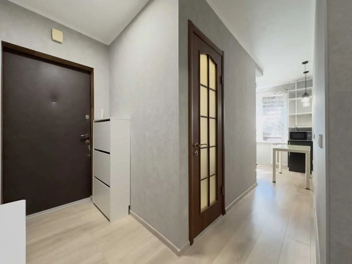 Фото Selling a 2-room apartment, 45.2 sq.m., Narbut Street  Cherkasy, price: 65000 USD, code 7433