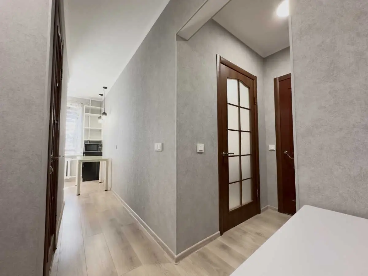 Фото Selling a 2-room apartment, 45.2 sq.m., Narbut Street  Cherkasy, price: 65000 USD, code 7433