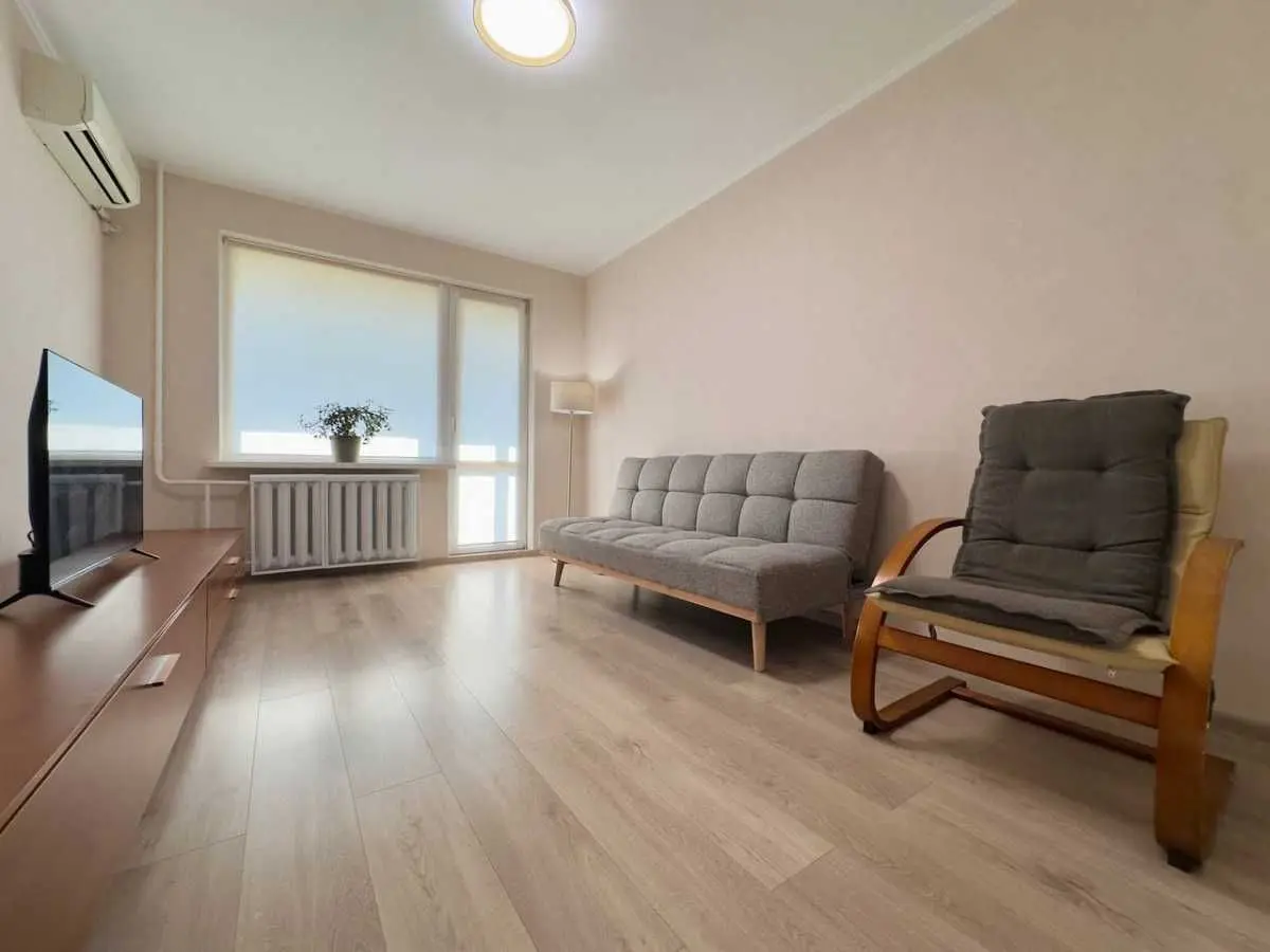Фото Selling a 2-room apartment, 45.2 sq.m., Narbut Street  Cherkasy, price: 65000 USD, code 7433
