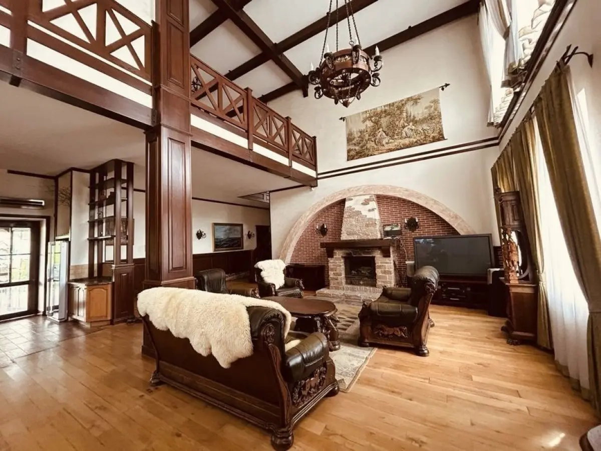 Фото Selling a house, 544 sq.m., Lisna Street  Dmytrivka, price: 500000 $, code 7458