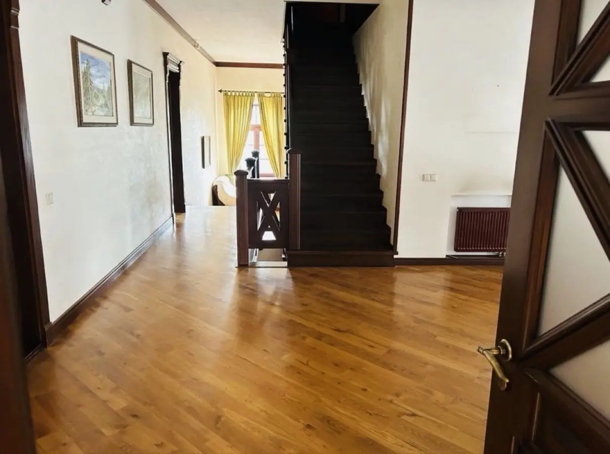 Фото Selling a house, 544 sq.m., Lisna Street  Dmytrivka, price: 500000 $, code 7458