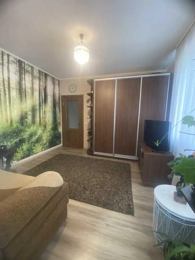 Фото Продаю 2 кімнатну квартиру, 42.5 кв. м, Северинівська вул. (Жовтнева) 154в Ірпінь, ціна: 60000 USD, код 7461