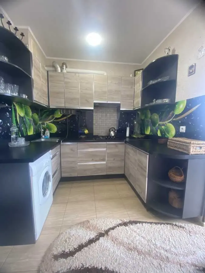 Фото Продаю 2 кімнатну квартиру, 42.5 кв. м, Северинівська вул. (Жовтнева) 154в Ірпінь, ціна: 60000 USD, код 7461