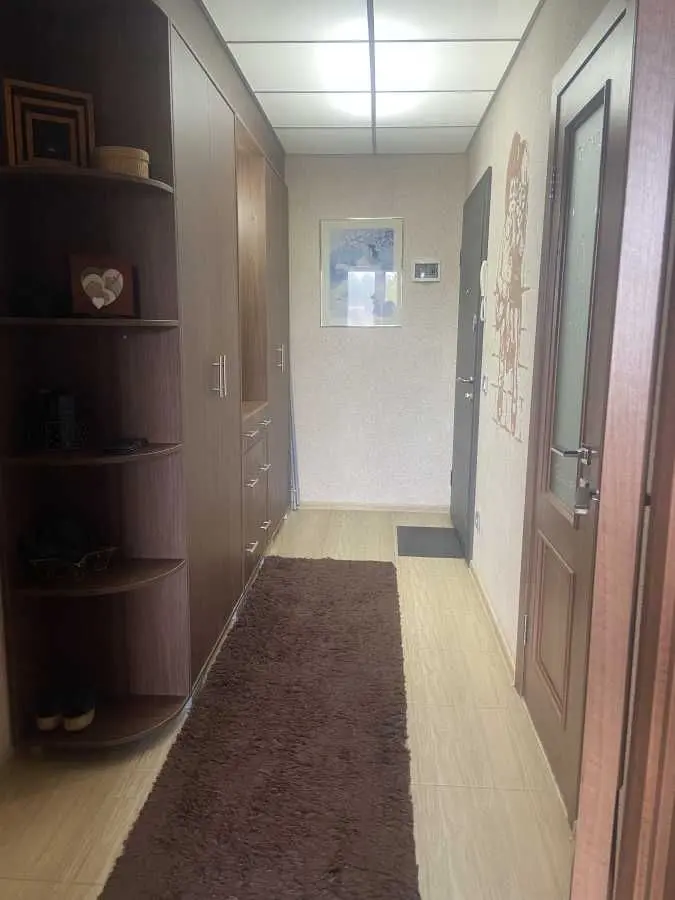 Фото Продаю 2 кімнатну квартиру, 42.5 кв. м, Северинівська вул. (Жовтнева) 154в Ірпінь, ціна: 60000 USD, код 7461