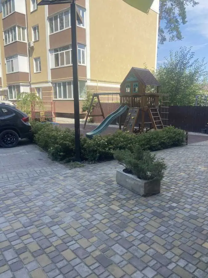 Фото Продаю 2 кімнатну квартиру, 42.5 кв. м, Северинівська вул. (Жовтнева) 154в Ірпінь, ціна: 60000 USD, код 7461