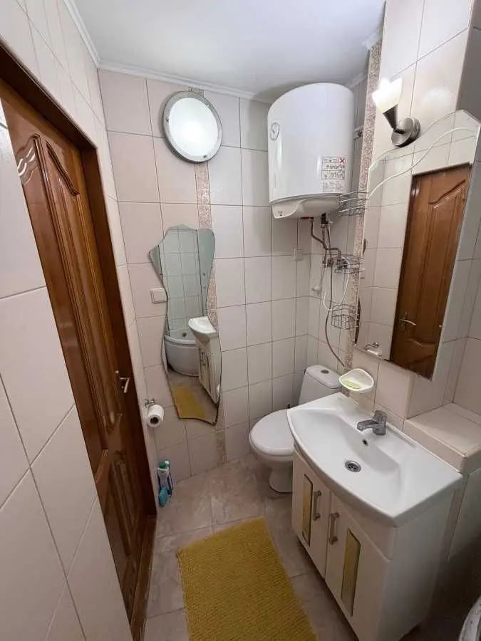 Фото Зняти 3 кімнатну квартиру, Ігорівська вул.  Київ в довгострокову оренду, ціна: 25000 UAH, код 7462
