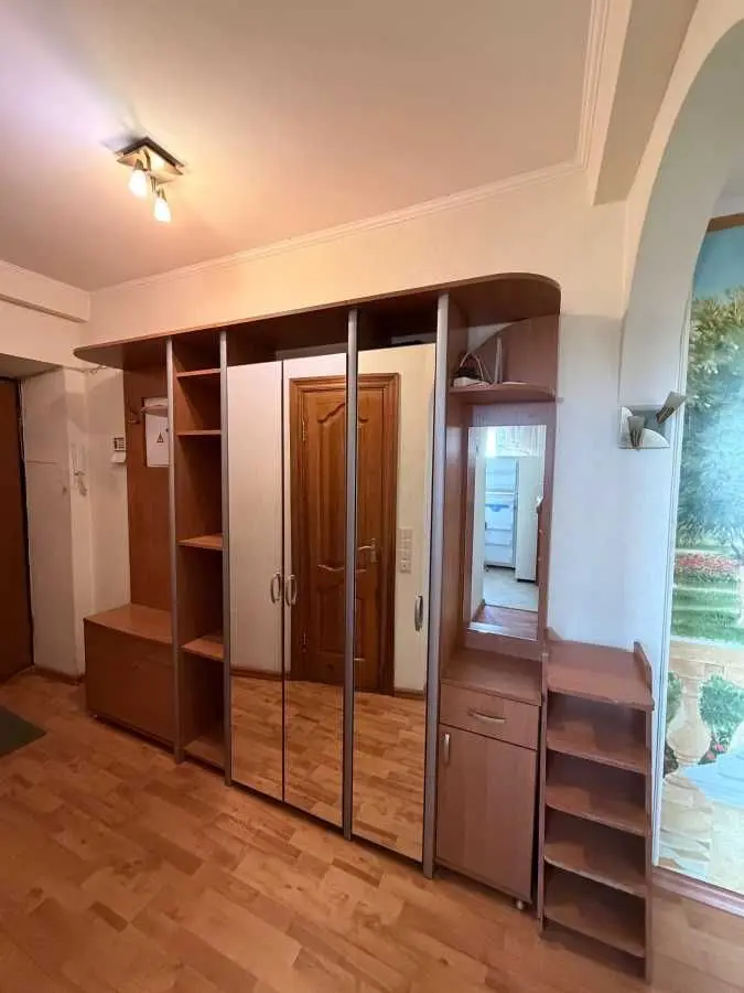 Фото Зняти 3 кімнатну квартиру, Ігорівська вул.  Київ в довгострокову оренду, ціна: 25000 UAH, код 7462