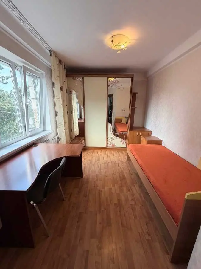 Фото Зняти 3 кімнатну квартиру, Ігорівська вул.  Київ в довгострокову оренду, ціна: 25000 UAH, код 7462