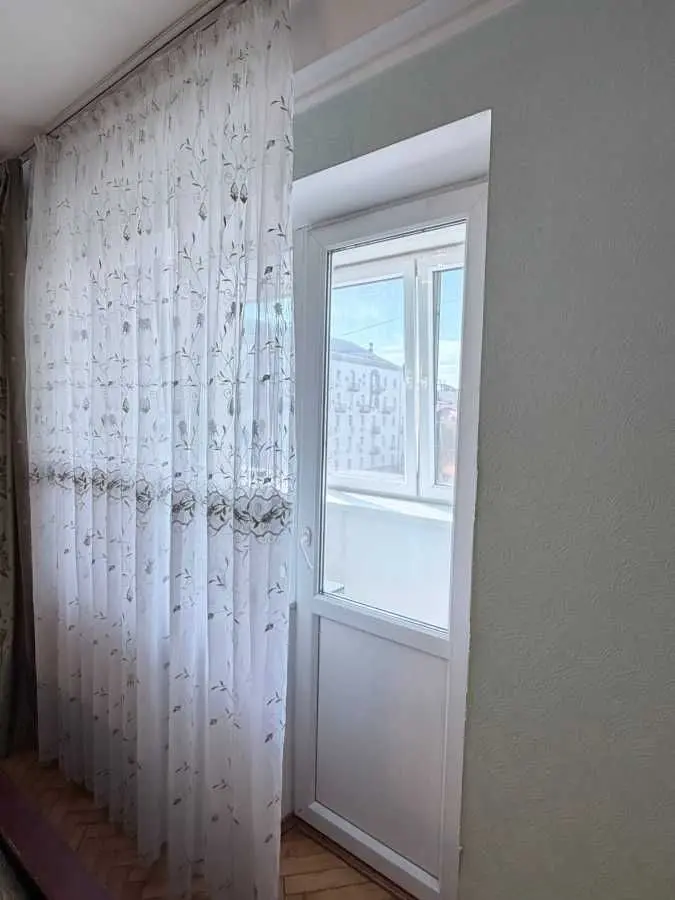 Фото Зняти 3 кімнатну квартиру, Ігорівська вул.  Київ в довгострокову оренду, ціна: 25000 UAH, код 7462