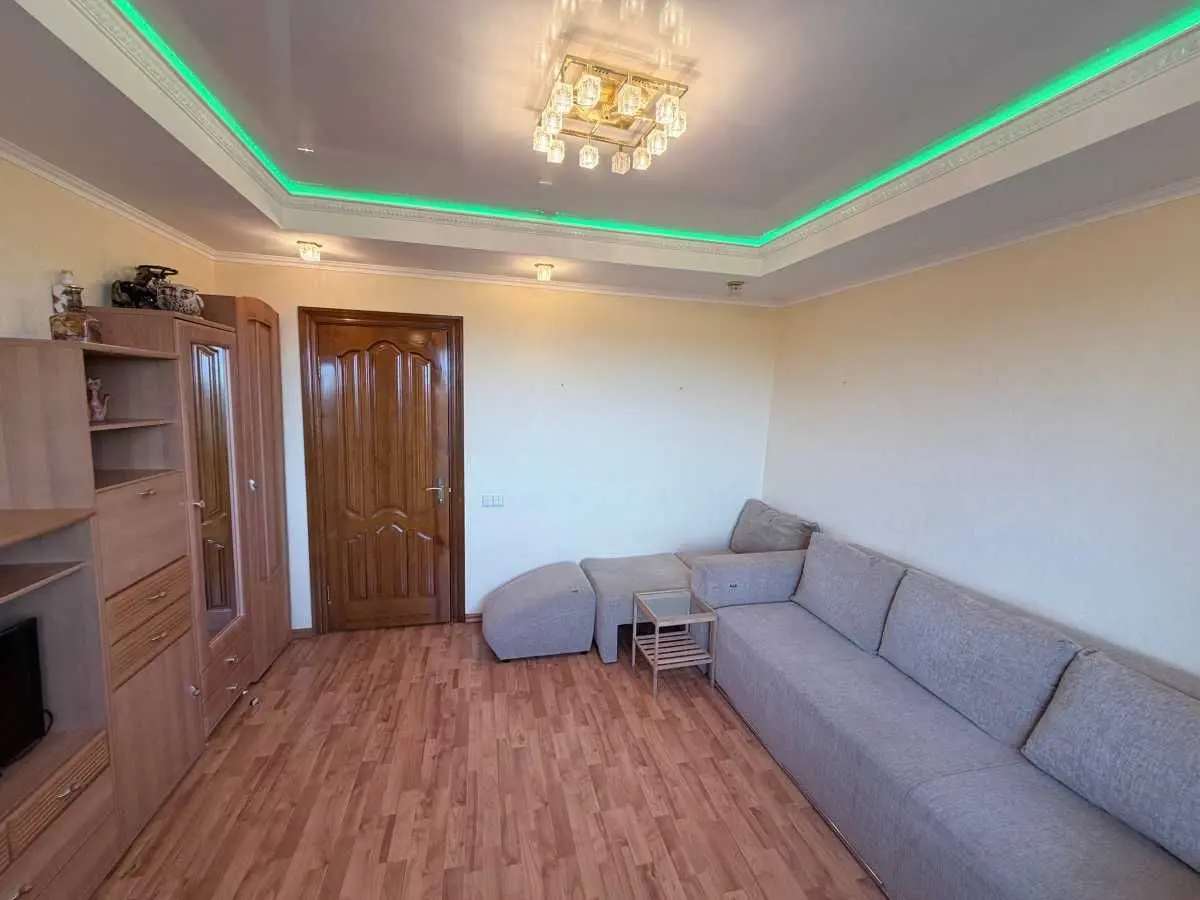 Фото Зняти 3 кімнатну квартиру, Ігорівська вул.  Київ в довгострокову оренду, ціна: 25000 UAH, код 7462