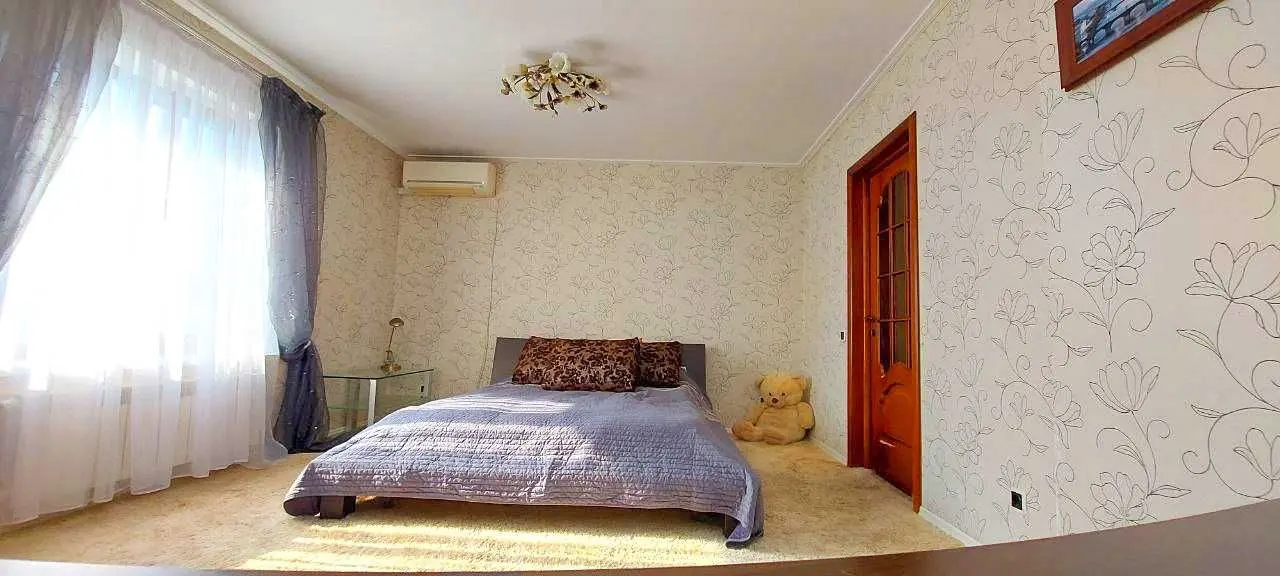Фото Selling a house, 170 sq.m., Varshavska Street (Pushkina Street)  Makariv, price: 249900 USD, code 7464