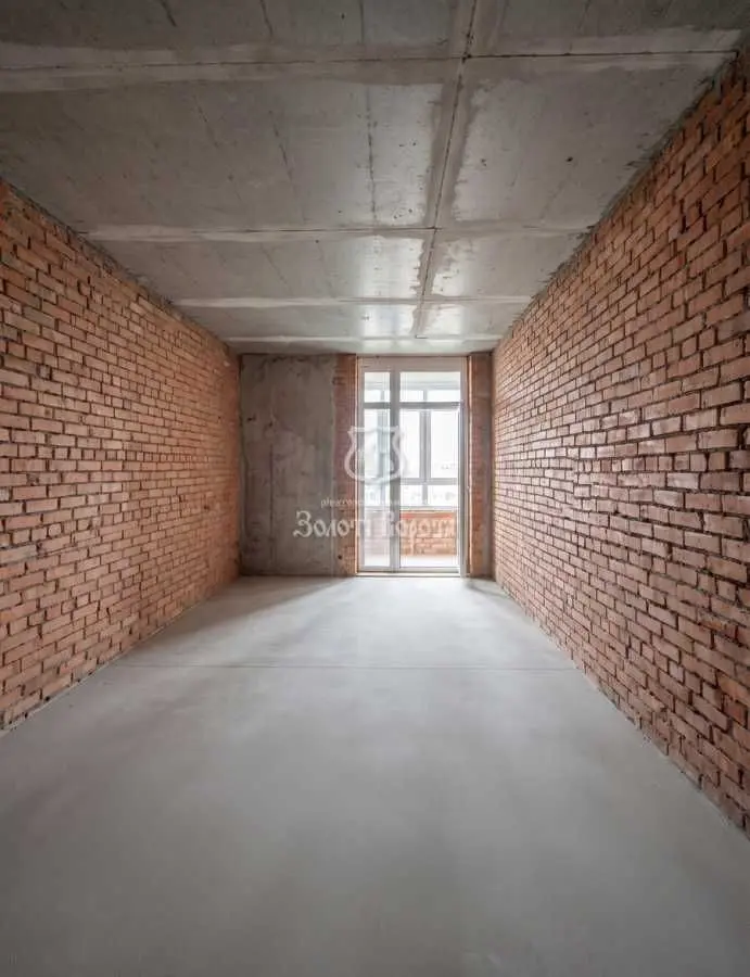 Фото Selling a 2-room apartment, 82.74 sq.m., Yevhena Sverstiuka Street  Kyiv, price: 109000 USD, code 7469