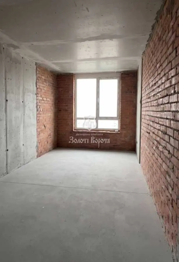 Фото Selling a 2-room apartment, 82.74 sq.m., Yevhena Sverstiuka Street  Kyiv, price: 109000 USD, code 7469