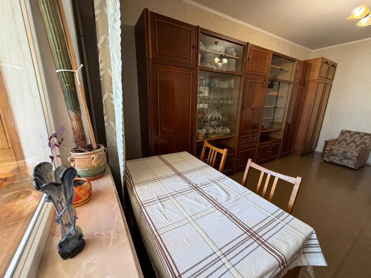 Фото Зняти 3 кімнатну квартиру, Ревуцького вул. 36/2 Київ в довгострокову оренду, ціна: 14000 грн, код 7470