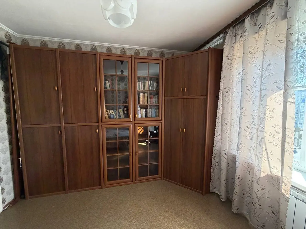 Фото Зняти 3 кімнатну квартиру, Ревуцького вул. 36/2 Київ в довгострокову оренду, ціна: 14000 грн, код 7470