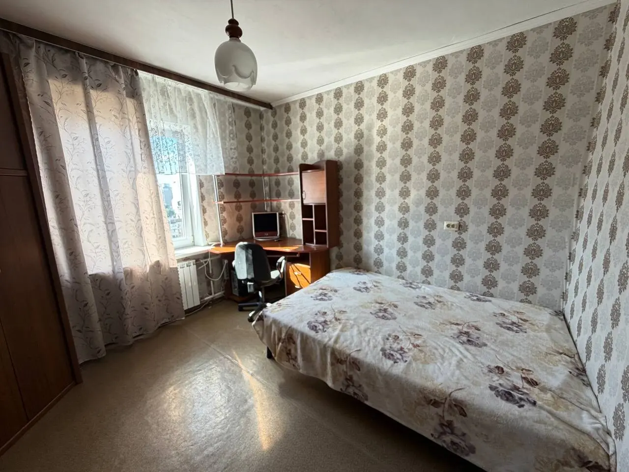 Фото Зняти 3 кімнатну квартиру, Ревуцького вул. 36/2 Київ в довгострокову оренду, ціна: 14000 грн, код 7470
