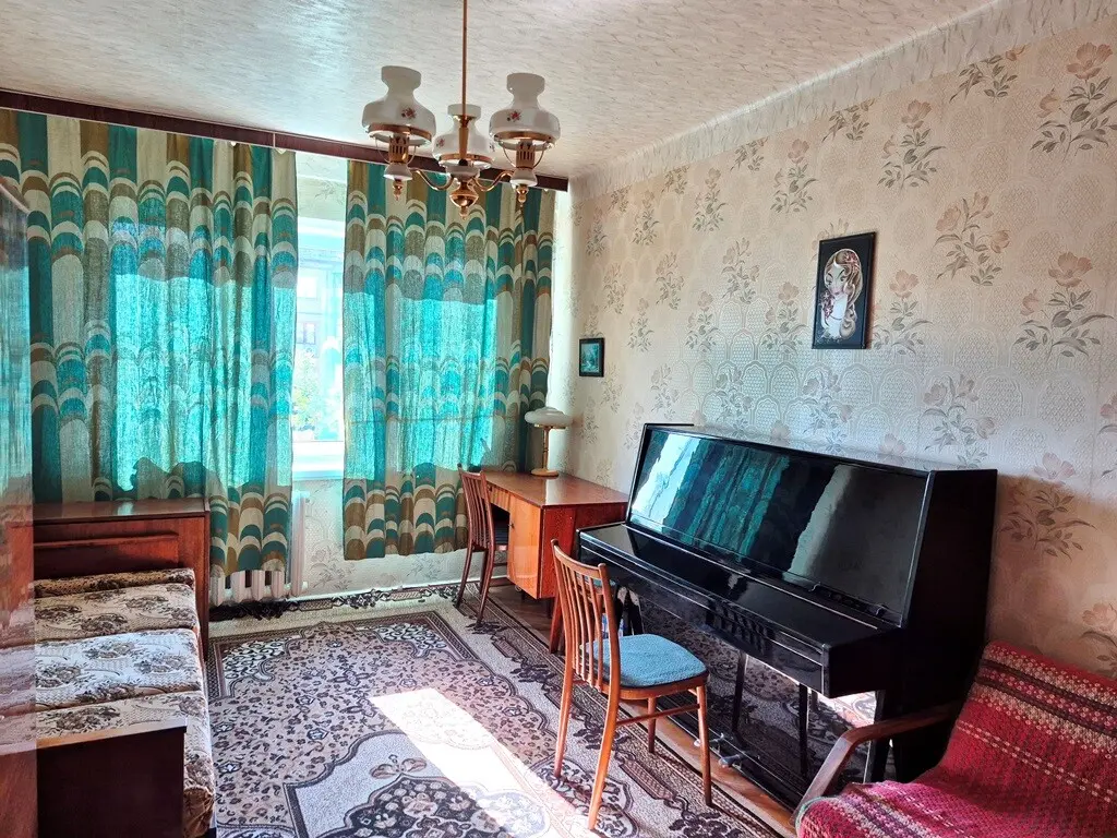 Фото Зняти 2 кімнатну квартиру, Юності вул. 4 Київ в довгострокову оренду, ціна: 11000 грн, код 7472