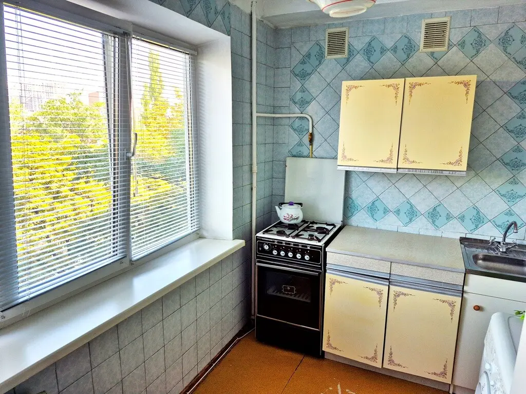 Фото Зняти 2 кімнатну квартиру, Юності вул. 4 Київ в довгострокову оренду, ціна: 11000 грн, код 7472