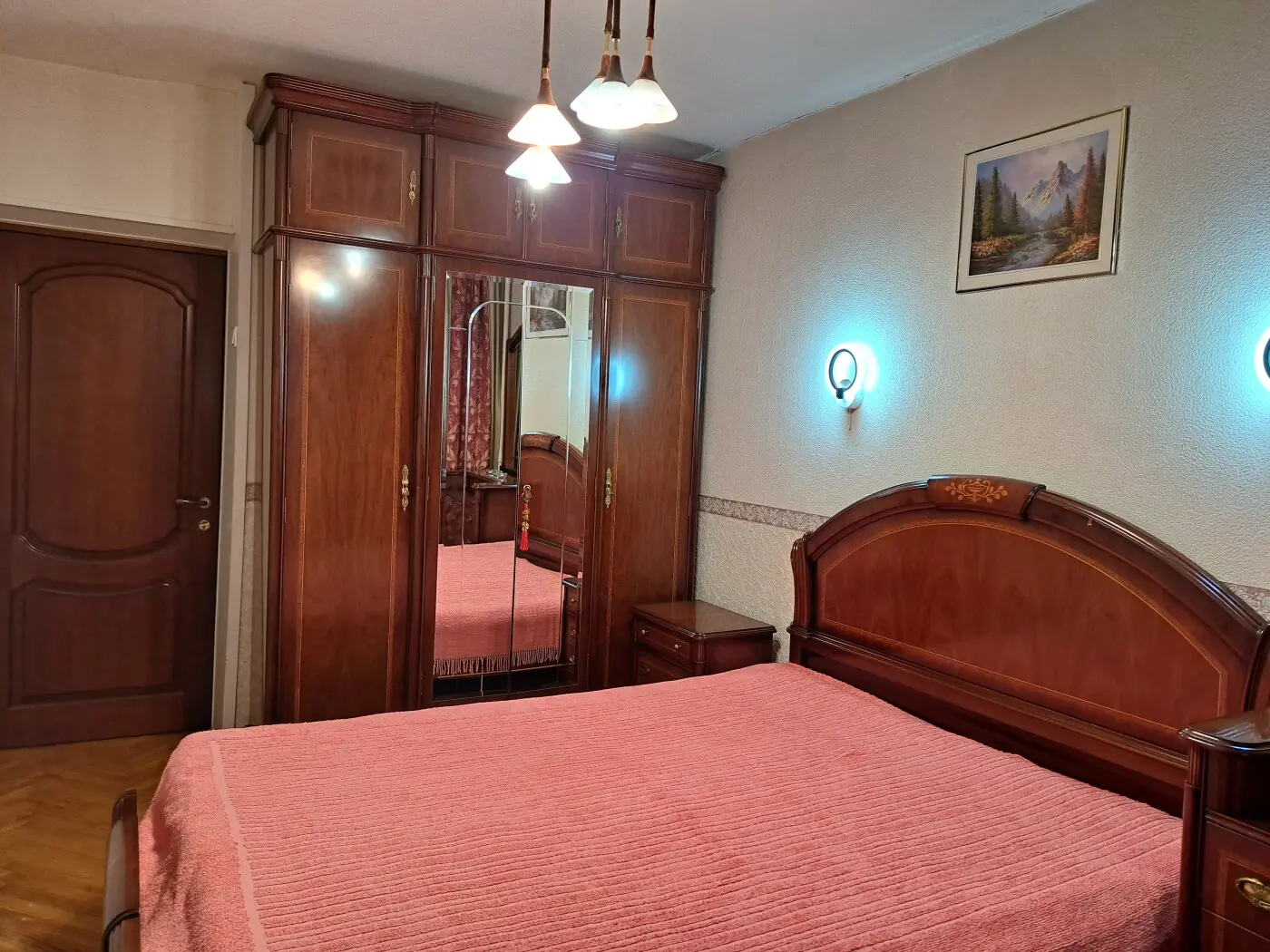 Фото Зняти 4 кімнатну квартиру, Мечникова вул. 18 Київ в довгострокову оренду, ціна: 35000 грн, код 7474