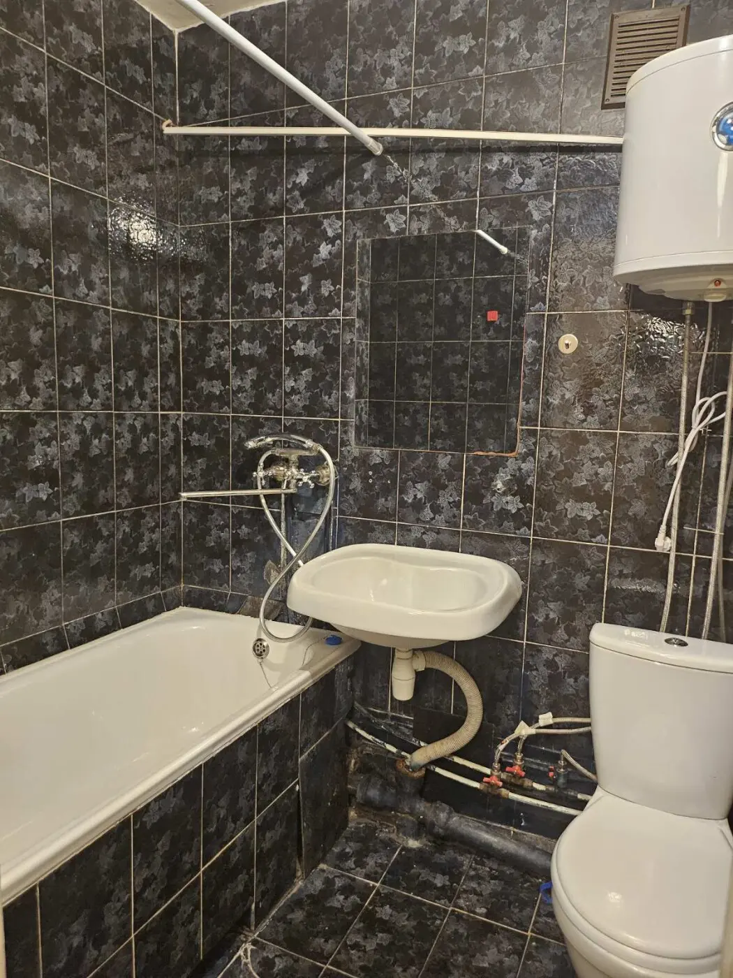 Фото Продаю 1-комнатную квартиру, 36 кв. м, Парково-Сырецкая ул. (Тимофея Шамрыло) 3А Киев, цена: 48000 $, код 7477