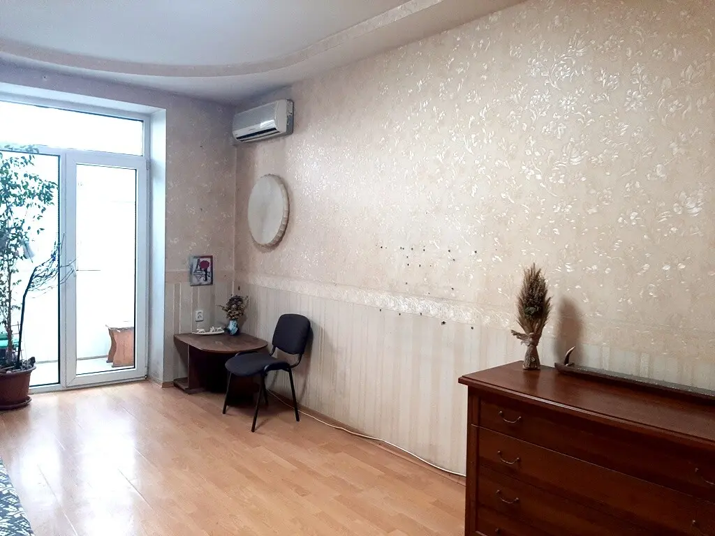 Фото Продаю 3 кімнатну квартиру, 75 кв. м, Науки просп. 42/1 к10 Київ, ціна: 95000 $, код 7478
