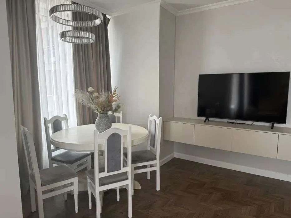 Фото Продаю 2 кімнатну квартиру, 85 кв. м, Дніпровська набережна  Київ, ціна: 195000 $, код 7486