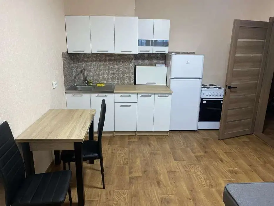 Фото Продаю 1-комнатную квартиру, 52 кв. м, Ревуцкого ул. 54 Киев, цена: 75000 $, код 7489