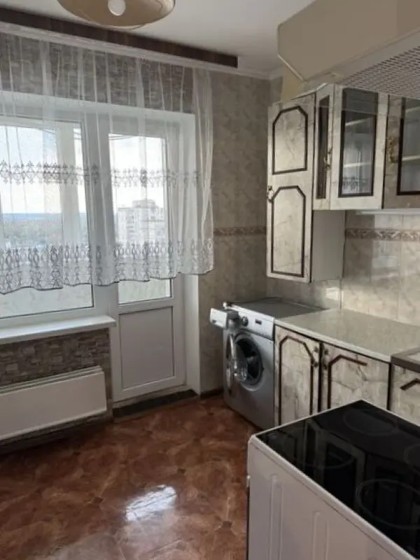 Фото Selling a 2-room apartment, 55 sq.m., Kashtanova Street 4 Kyiv, price: 55000 $, code 7495