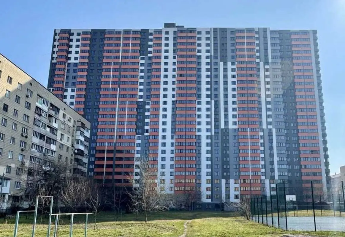 Фото Продаю 1-комнатную квартиру, 41 кв. м, Владимира Сосюры ул. 6 Киев, цена: 41000 $, код 7501