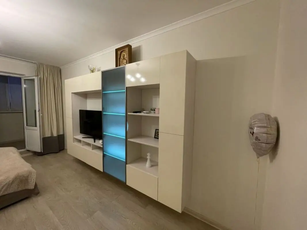 Фото Selling a 2-room apartment, 75 sq.m., Mykoly Zakrevskoho Street (Myloslavska Street)  Kyiv, price: 87000 $, code 7504