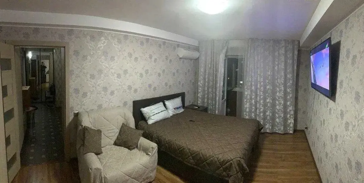 Фото Зняти 1 кімнатну квартиру, Тростянецька вул. 8 Київ в довгострокову оренду, ціна: 14000 грн, код 7518