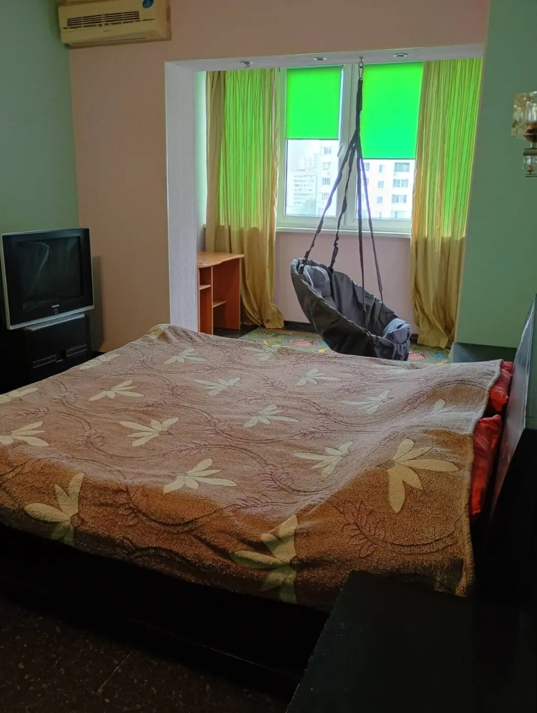 Фото Зняти 1 кімнатну квартиру, Драгоманова вул. 8 Київ в довгострокову оренду, ціна: 15000 грн, код 7526