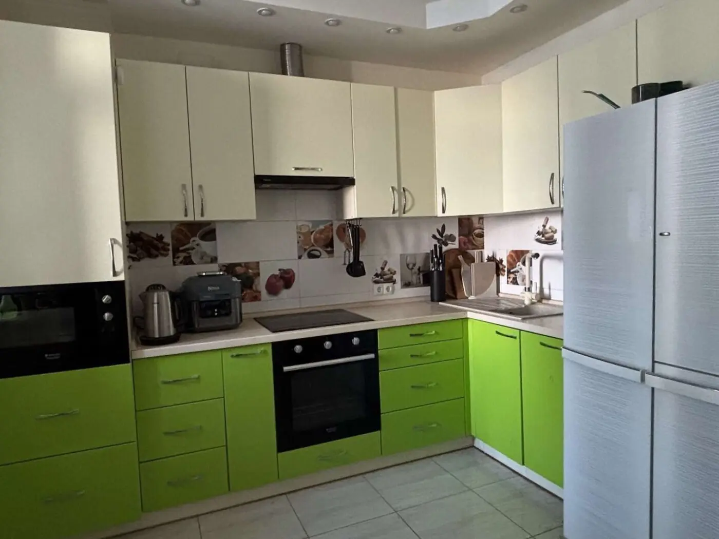 Фото Продаю 2 кімнатну квартиру, 77 кв. м, Єлизавети Чавдар вул. 11 Київ, ціна: 155000 $, код 7530