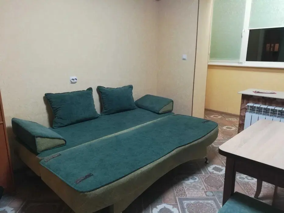 Фото Зняти 1 кімнатну квартиру, Вишняківська вул.  Київ в довгострокову оренду, ціна: 12000 грн, код 7538
