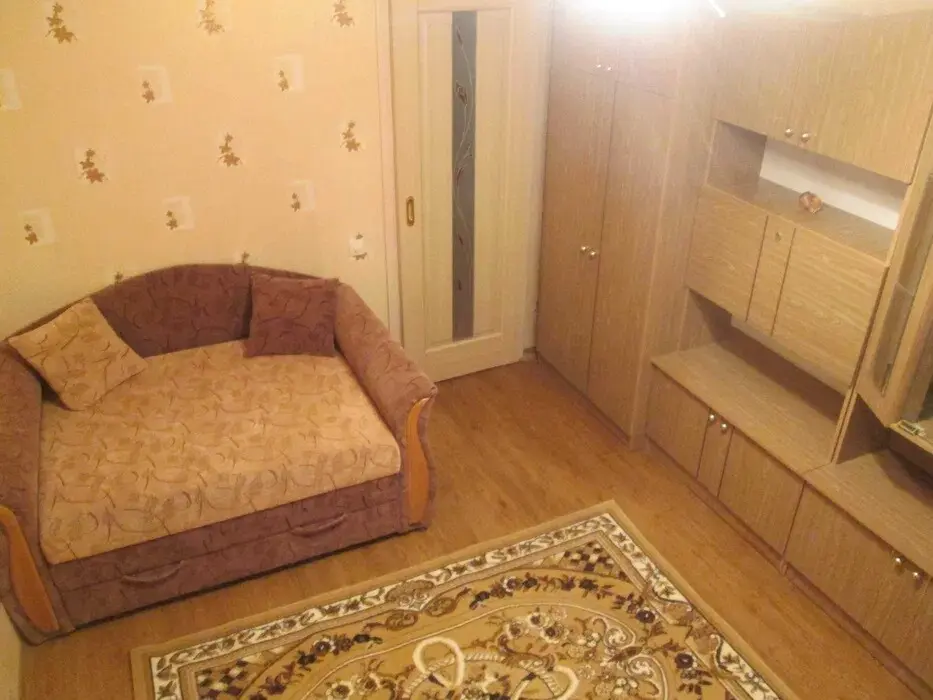 Фото Зняти 2 кімнатну квартиру, Харківське шосе 168 Київ в довгострокову оренду, ціна: 12500 грн, код 7543