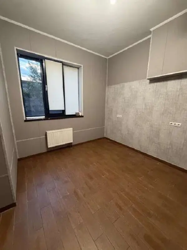 Фото Rent an office, Zavalna Street  Kyiv for long-term rent, price: 16000 грн, code 7550