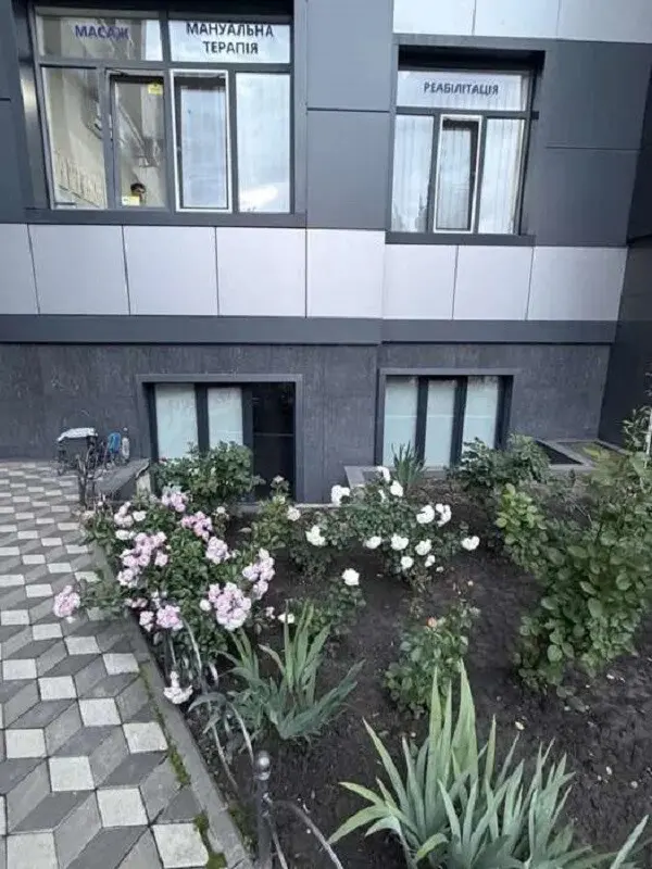 Фото Rent an office, Zavalna Street  Kyiv for long-term rent, price: 16000 грн, code 7550