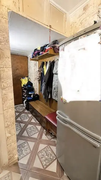 Фото Selling a 2-room apartment, 43 sq.m., Almatynska Street (Alma-Atynska Street) 68 Kyiv, price: 60000 $, code 7557