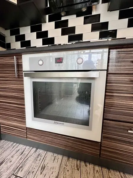 Фото Selling a 1-room apartment, 44 sq.m., Radystiv Lane  Kyiv, price: 76000 $, code 7560