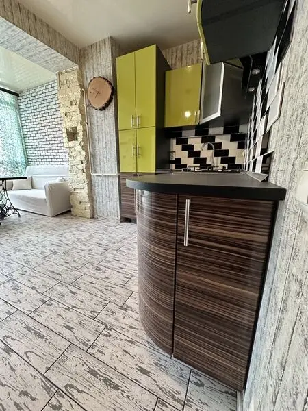 Фото Selling a 1-room apartment, 44 sq.m., Radystiv Lane  Kyiv, price: 76000 $, code 7560